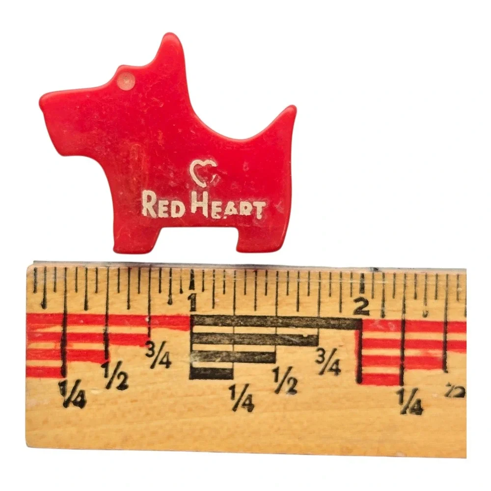 Vintage Red Heart Scottie Dog Pencil Sharpener Red Bakelite Plastic Dog Figurine